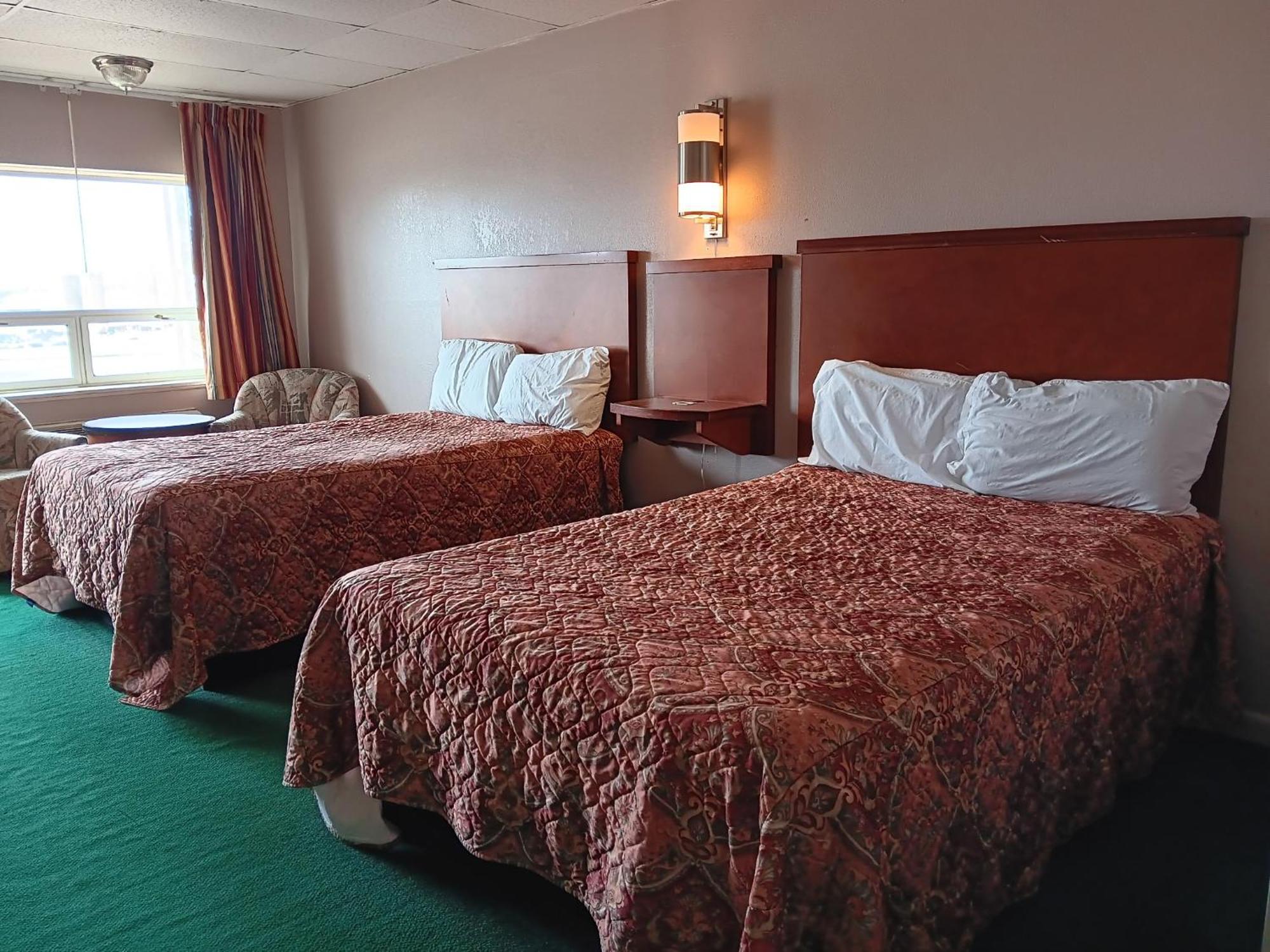 Oyo Sheldon'S Motel And Restaurant Keysville Kültér fotó