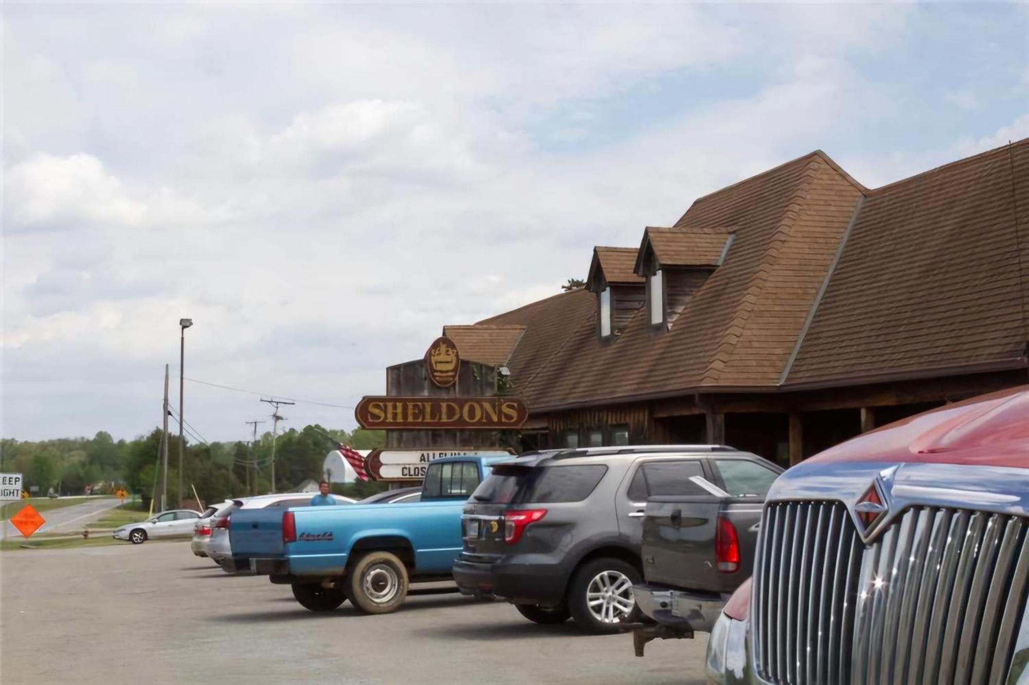 Oyo Sheldon'S Motel And Restaurant Keysville Kültér fotó